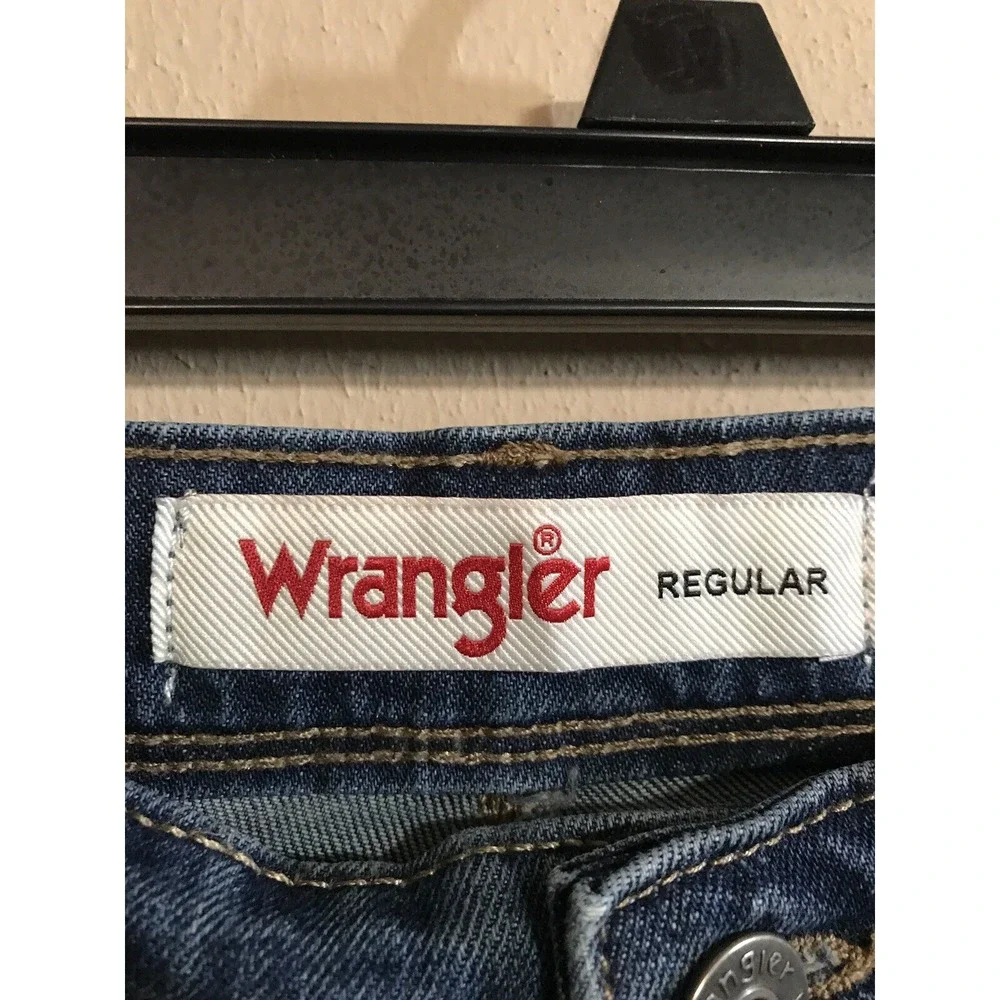 2- Wrangler Men's Classic W Back Pockets 5 Pocket Jeans Cotton Regular Fit 40x32